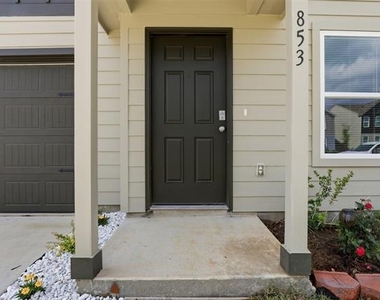 853 Eagles Nest Drive - Photo Thumbnail 21