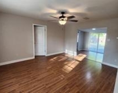808 Howell Drive - Photo Thumbnail 1