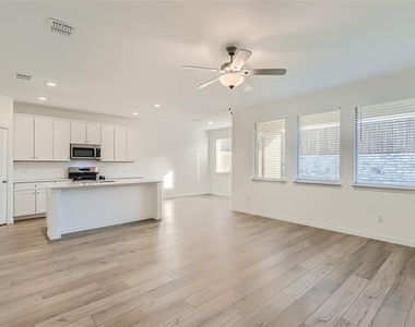 1205 Gladespring Lane - Photo Thumbnail 11