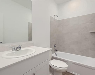 1205 Gladespring Lane - Photo Thumbnail 22
