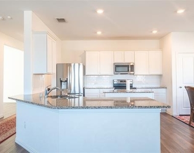 6932 Falconer Way - Photo Thumbnail 21