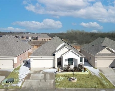 6932 Falconer Way - Photo Thumbnail 7