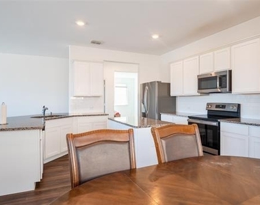 6932 Falconer Way - Photo Thumbnail 19