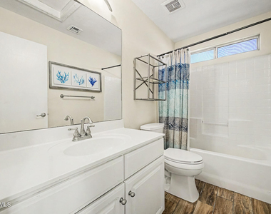2155 W Olla Avenue - Photo Thumbnail 23