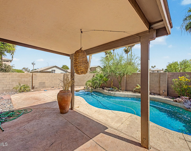 2155 W Olla Avenue - Photo Thumbnail 30