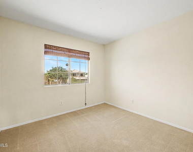 2155 W Olla Avenue - Photo Thumbnail 24