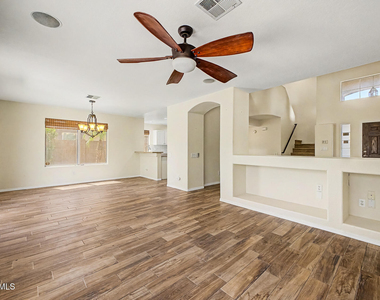 2155 W Olla Avenue - Photo Thumbnail 9