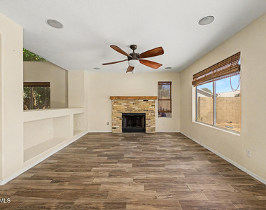 2155 W Olla Avenue - Photo Thumbnail 8