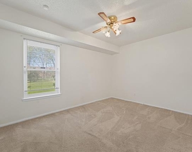 3229 Oak Timber Drive - Photo Thumbnail 9