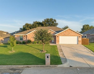 3733 Cecelia Lane - Photo Thumbnail 1