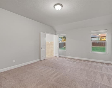 3733 Cecelia Lane - Photo Thumbnail 19