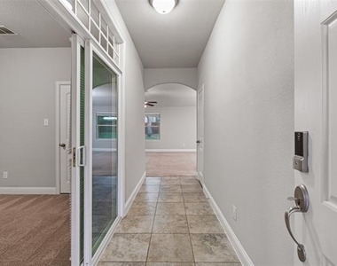 3733 Cecelia Lane - Photo Thumbnail 5