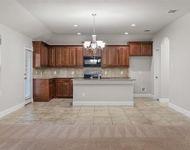 3733 Cecelia Lane - Photo Thumbnail 16