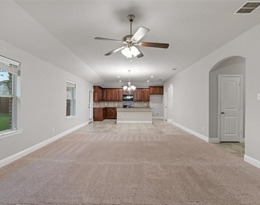 3733 Cecelia Lane - Photo Thumbnail 10