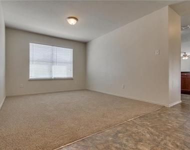 1432 Ocotillo Lane - Photo Thumbnail 5