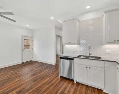 500 E Kimball Street - Photo Thumbnail 7