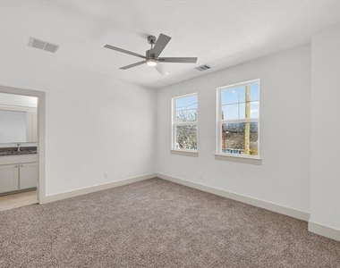 500 E Kimball Street - Photo Thumbnail 15