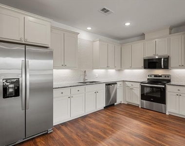508 E Kimball Street - Photo Thumbnail 12