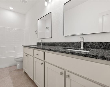 508 E Kimball Street - Photo Thumbnail 25