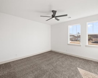 508 E Kimball Street - Photo Thumbnail 26