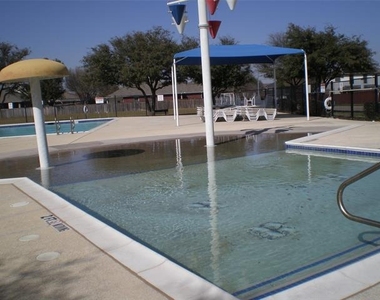 5900 Ozark Drive - Photo Thumbnail 24