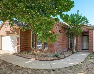 5900 Ozark Drive - Photo Thumbnail 2