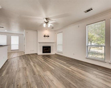 5900 Ozark Drive - Photo Thumbnail 6