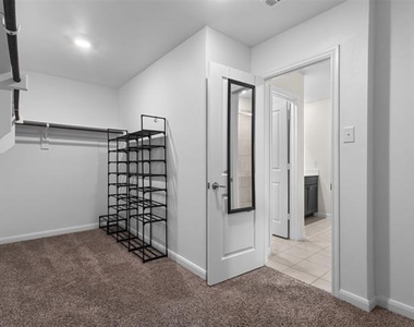 513 Spur Ridge - Photo Thumbnail 7