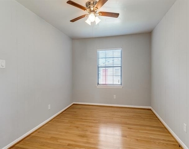 10858 Cassandra Way - Photo Thumbnail 10