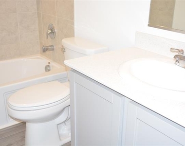 11612 Silver Queen Drive - Photo Thumbnail 9