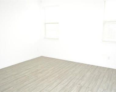 11612 Silver Queen Drive - Photo Thumbnail 13