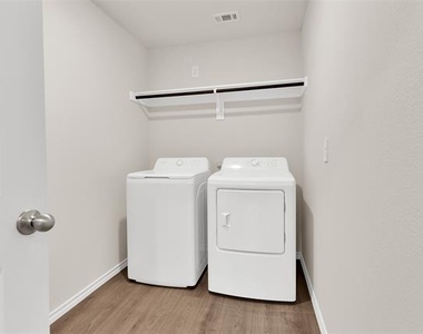 4120 Turquoise Avenue - Photo Thumbnail 18