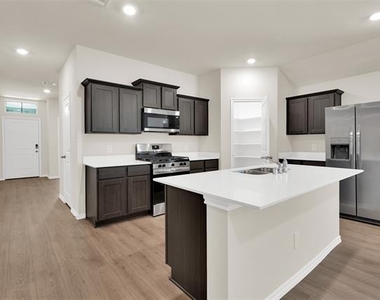 4120 Turquoise Avenue - Photo Thumbnail 5