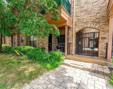 6002 Auburndale Avenue - Photo Thumbnail 1