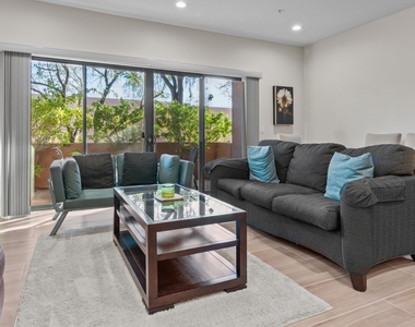 20660 N 40th Street - Photo Thumbnail 8