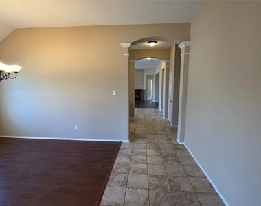 15513 Landing Creek Lane - Photo Thumbnail 1