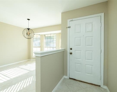 2403 Bayberry Lane - Photo Thumbnail 3
