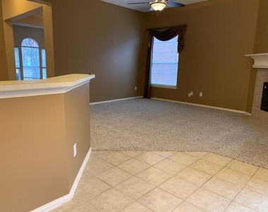 1709 Copper Leaf Drive - Photo Thumbnail 15