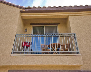 1250 S Rialto Drive - Photo Thumbnail 23