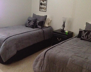 1250 S Rialto Drive - Photo Thumbnail 17