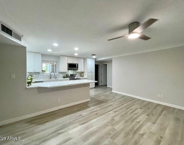 705 E Kachina Avenue - Photo Thumbnail 3