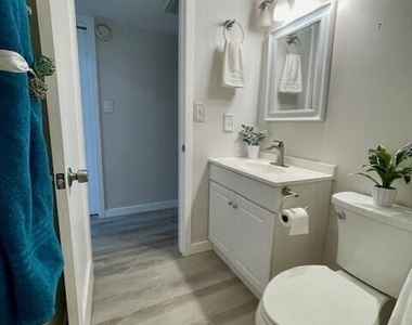 705 E Kachina Avenue - Photo Thumbnail 13