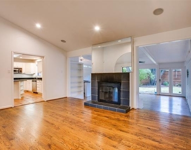 5815 Walnut Hill Lane - Photo Thumbnail 5