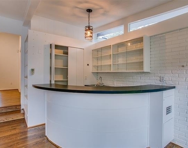 5815 Walnut Hill Lane - Photo Thumbnail 8