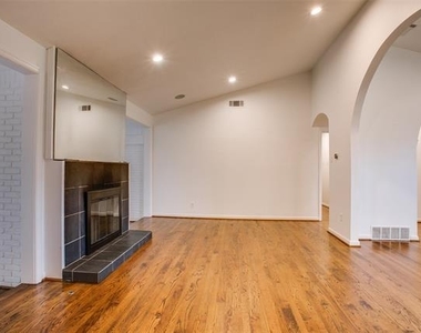 5815 Walnut Hill Lane - Photo Thumbnail 11