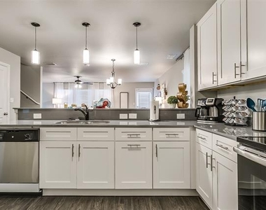4021 Sheraton Road - Photo Thumbnail 2
