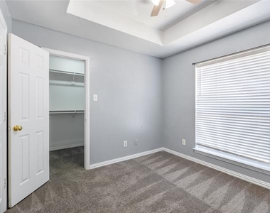 5813 Blackmon Court - Photo Thumbnail 10
