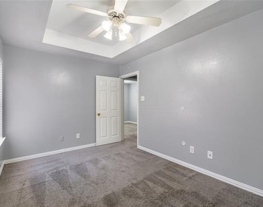 5813 Blackmon Court - Photo Thumbnail 13
