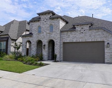 5727 Huffines Boulevard - Photo Thumbnail 2