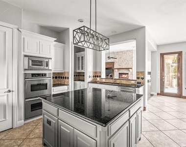 1321 Cotulla Drive - Photo Thumbnail 9